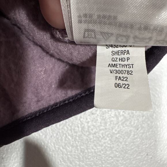 Lot of 3 Old Navy Sherpa Hoddie Puma T-Shirt Gildan Long Sleeve Tee Girls Size 6 - Picture 5 of 12